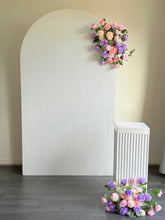 Load image into Gallery viewer, Package Hire includes 1 wooden ripple backdrop 2.15m H x 1.2m W +1 plinth + 2 flowers