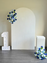 Load image into Gallery viewer, Package Hire includes 1 wooden ripple backdrop 2.15m H x 1.2m W +1 plinth + 2 flowers