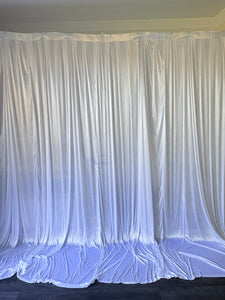 White curtain backdrop 3m x 3m