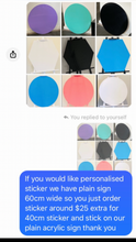 Load image into Gallery viewer, Package hire mesh + no mesh backdrop + 2 plinths + sign (not included balloons garland)
