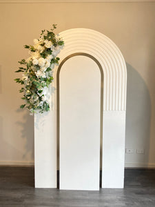Package Hire includes 2 flowers +1 backdrop +1 ripple plinth