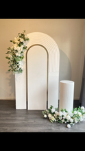 Load image into Gallery viewer, Package Hire includes 2 flowers +1 backdrop +1 ripple plinth
