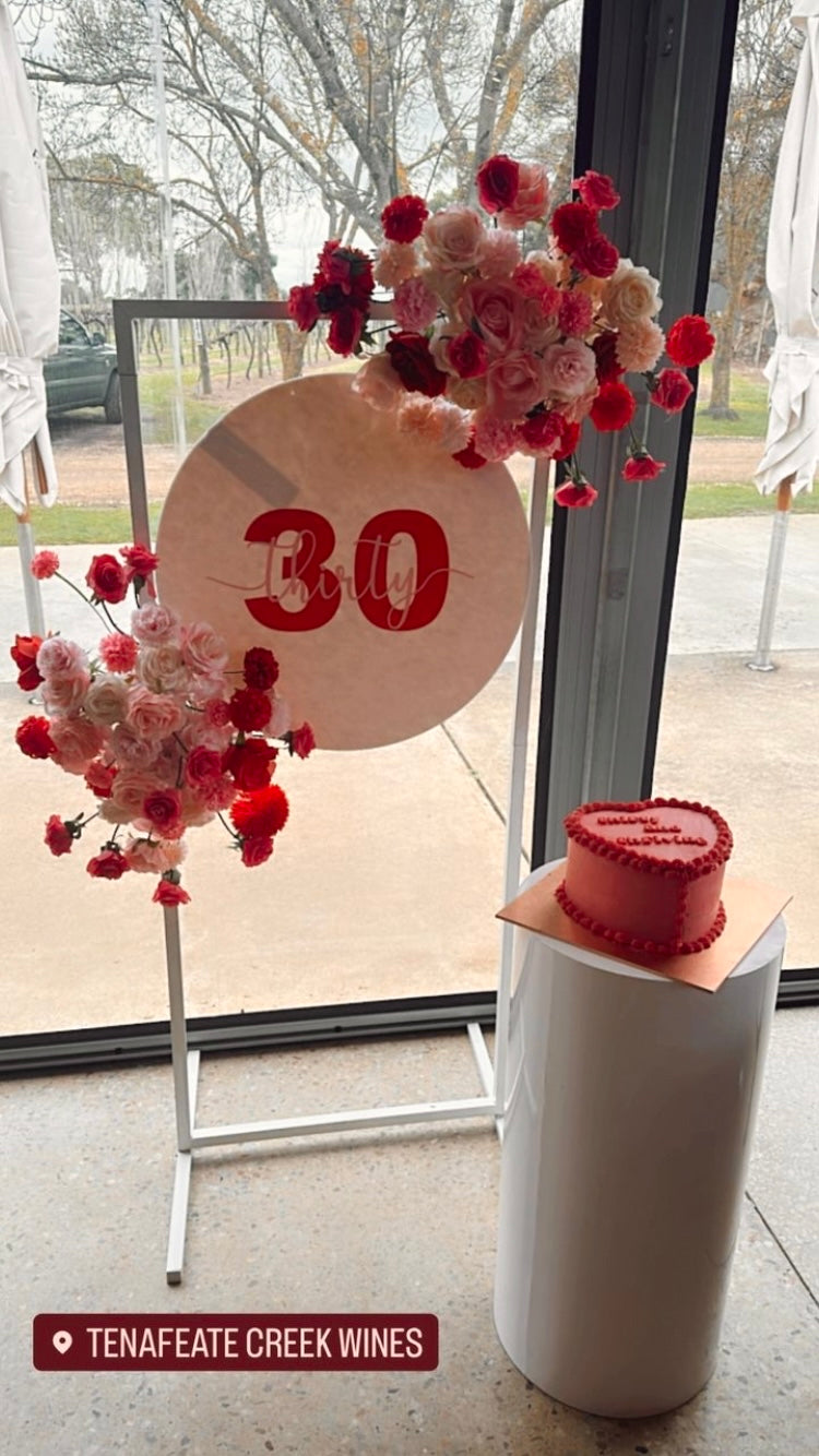 package hire easel or frame + plain acrylic sign + 2 flowers + 1 plinth