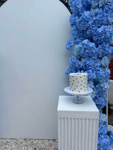 Package Hire includes 1 MDF Wooden backdrop + 1 plinth + 2 flowers