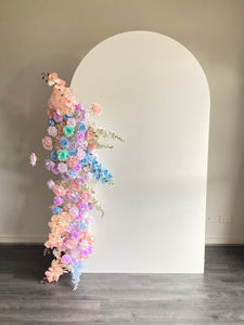 Package Hire includes 1 flowers + 1 backdrop + 1 ripple plinth